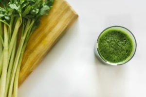 healthy quick and simple Celery Juice or smoothie recipe