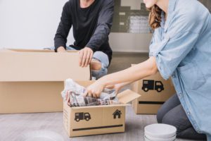 Moving tips - Get your friends to help you with moving on your moving day