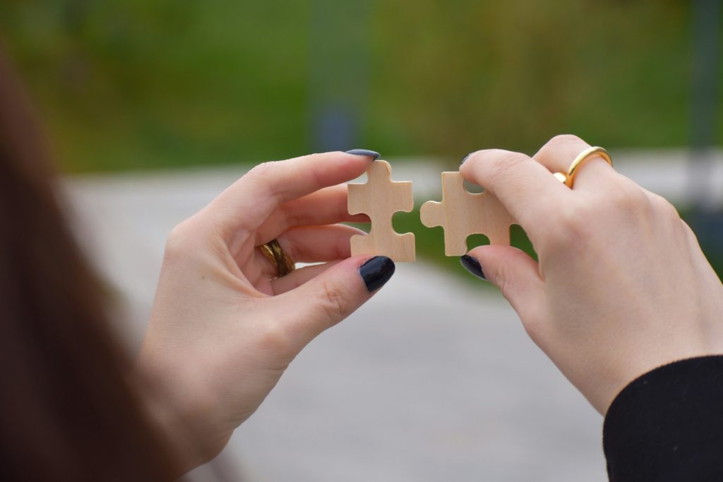 woman doing a puzzle