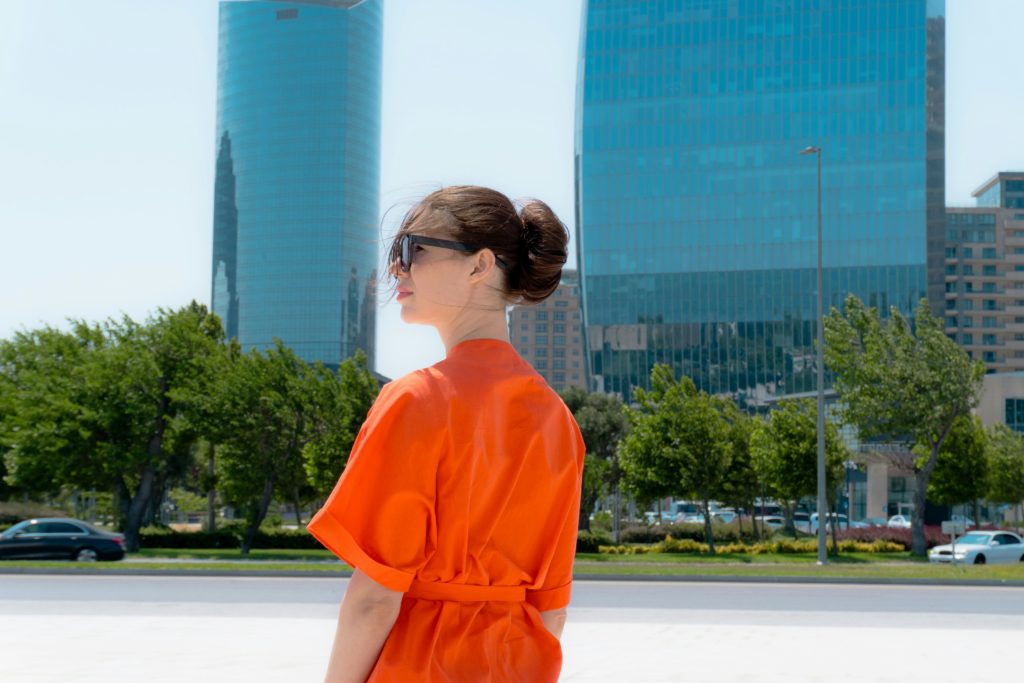 woman walking fashionable Walking Outfits for Spring