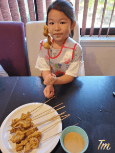 Raddish kids, Satay sticks