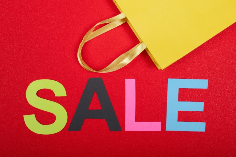 sale shopping Memorial Day Sales Summer Fashion