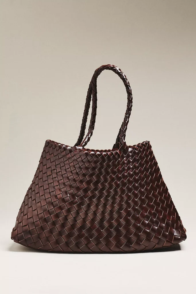Large brown woven satchel bag clean girl summer outfits