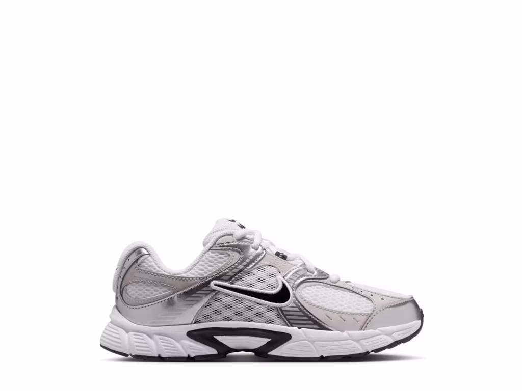 Nike V5 RNR Sneaker best back to school shoes for kids