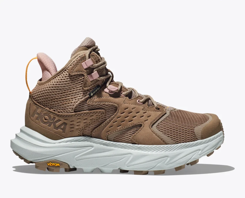 Anacapa 2 Mid GTX outdoorsy capsule wardrobe
