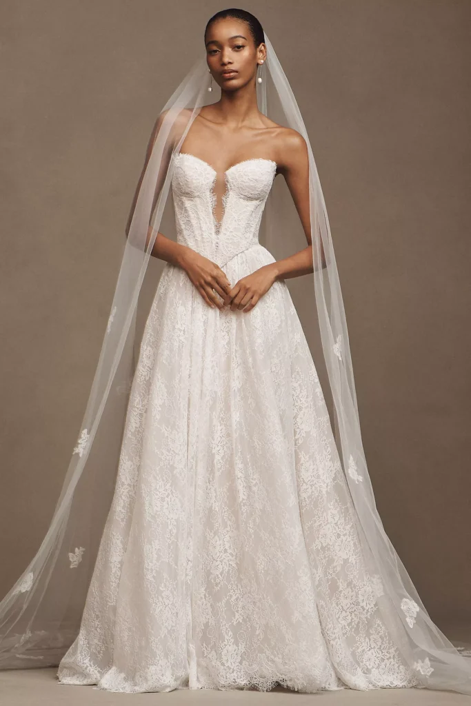 Wtoo by Watters Charlotte Strapless Basque-Waist A-Line Lace Wedding Gown
wedding dress trends 2026
