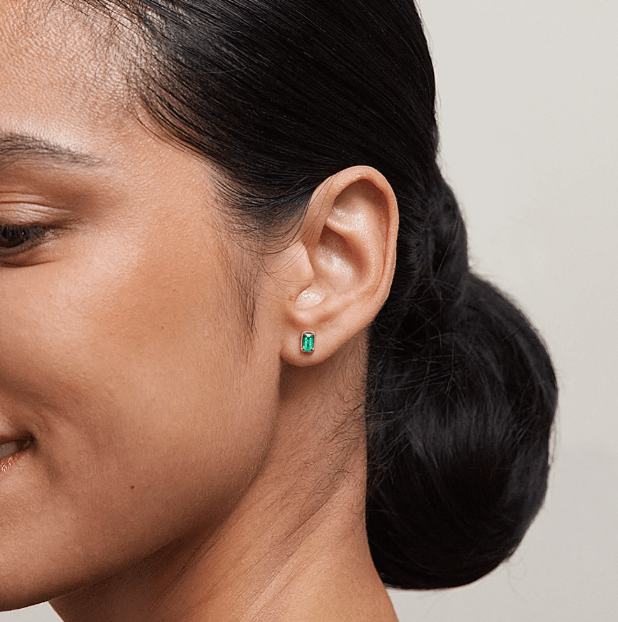 Zelena Emerald Studs how to pick signature jewelry