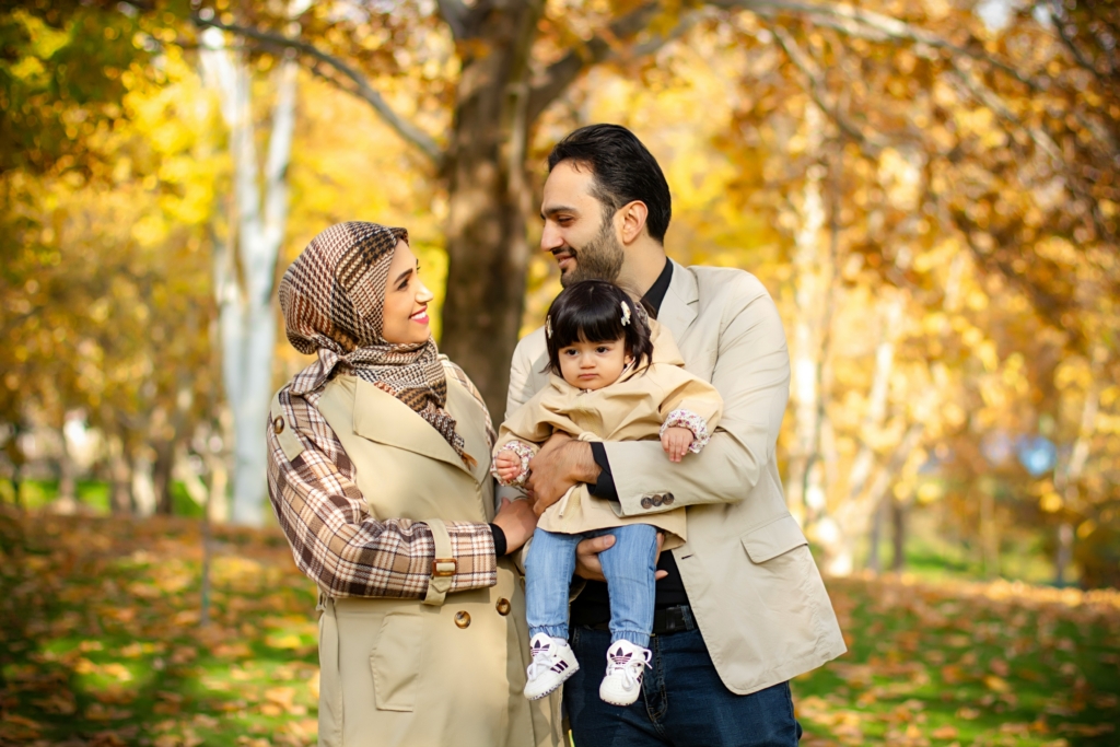 fall family photo outfits autumn