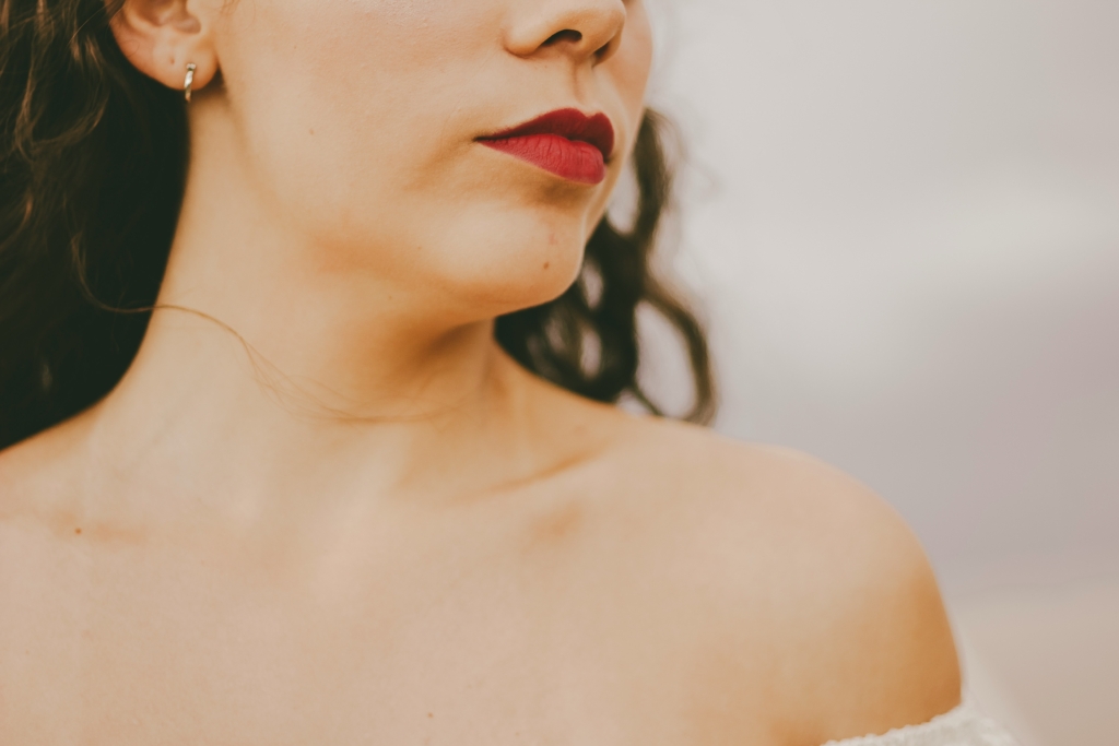 woman wearing lipstick fall beauty trends 2026