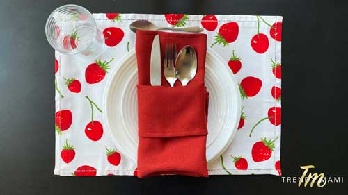 Here are four different ways to fold napkins that will elevate your dinner setting and wow all your guests!