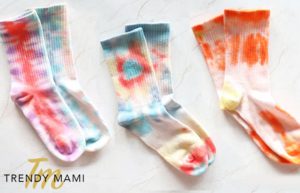 How to tie dye socks