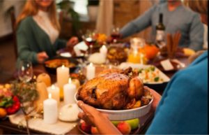 How to Be a Good Thanksgiving Guest