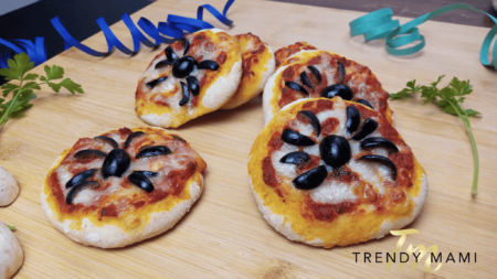 Spider Pizza - Halloween pizza