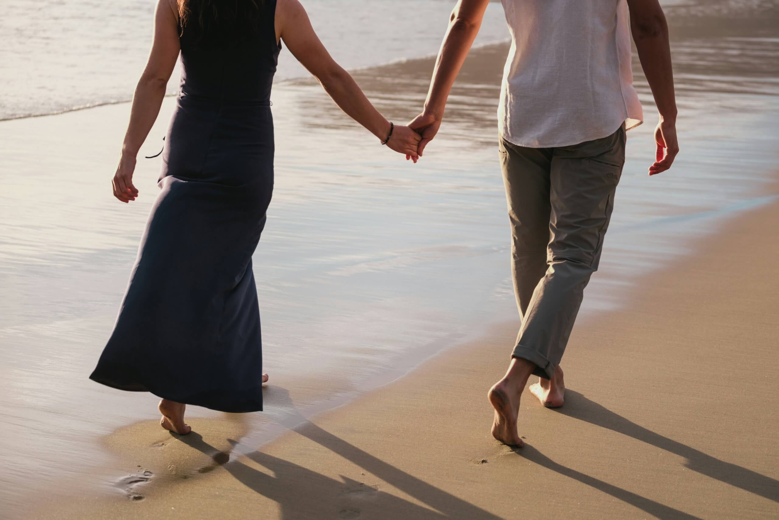best save the date cards - people holding hands