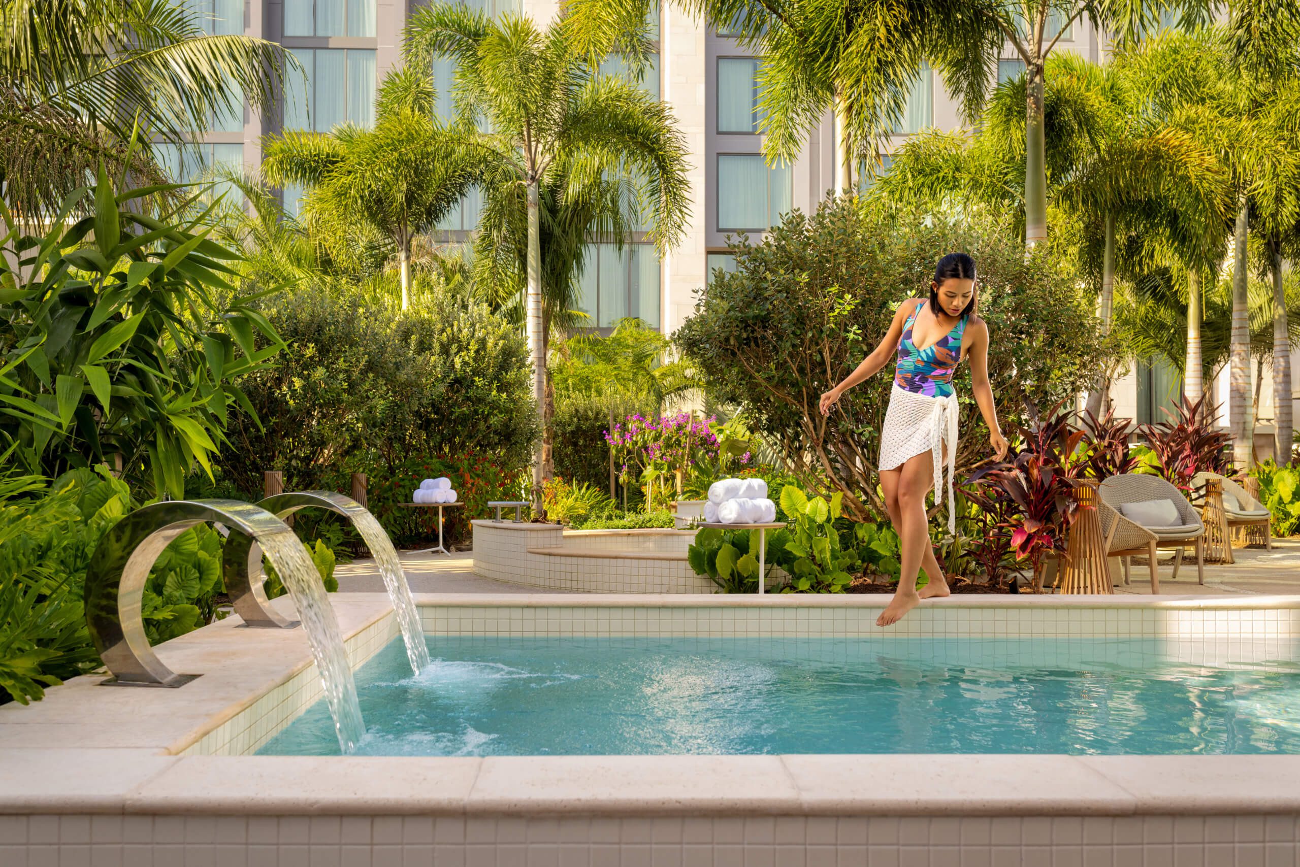 conrad orlando - hotels with pools