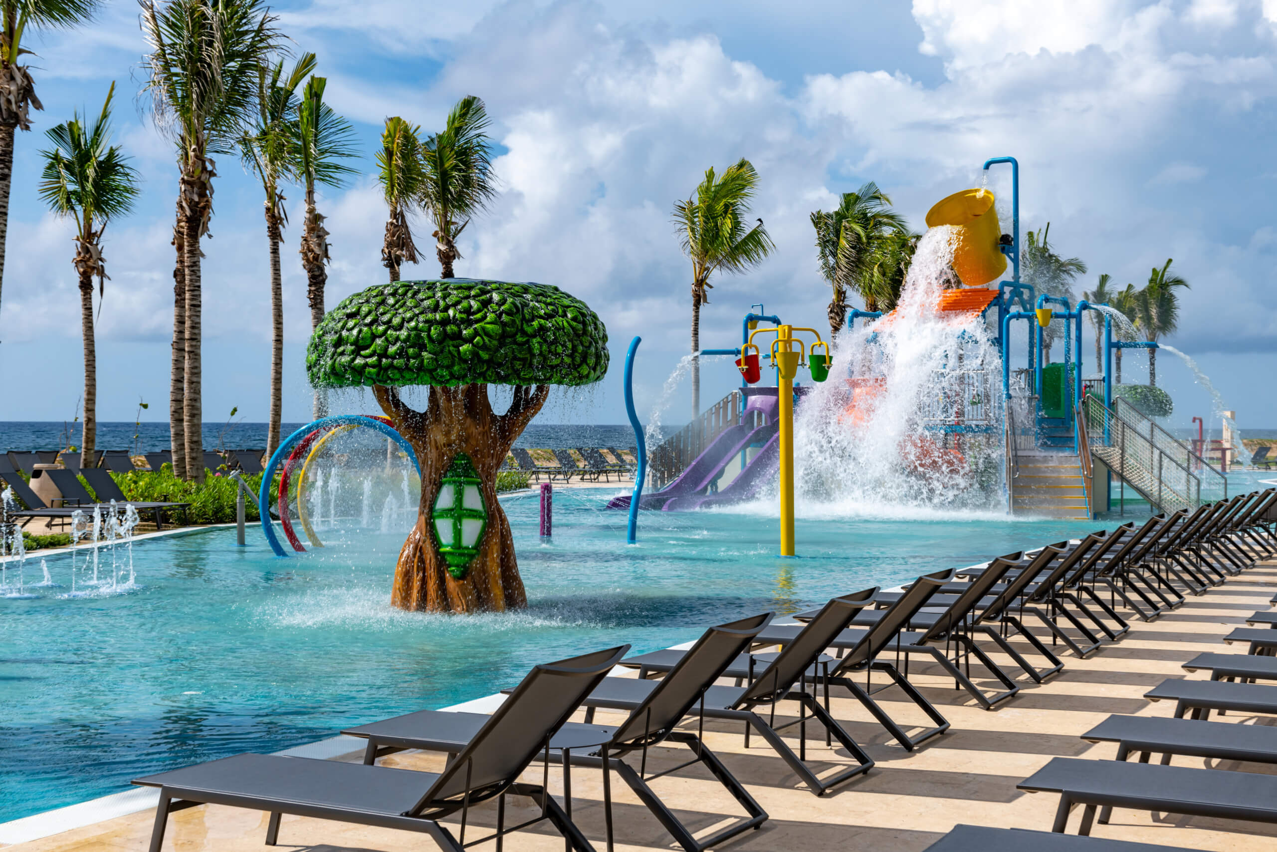 Hilton Tulum Riviera Maya All-Inclusive. - hotels with pools