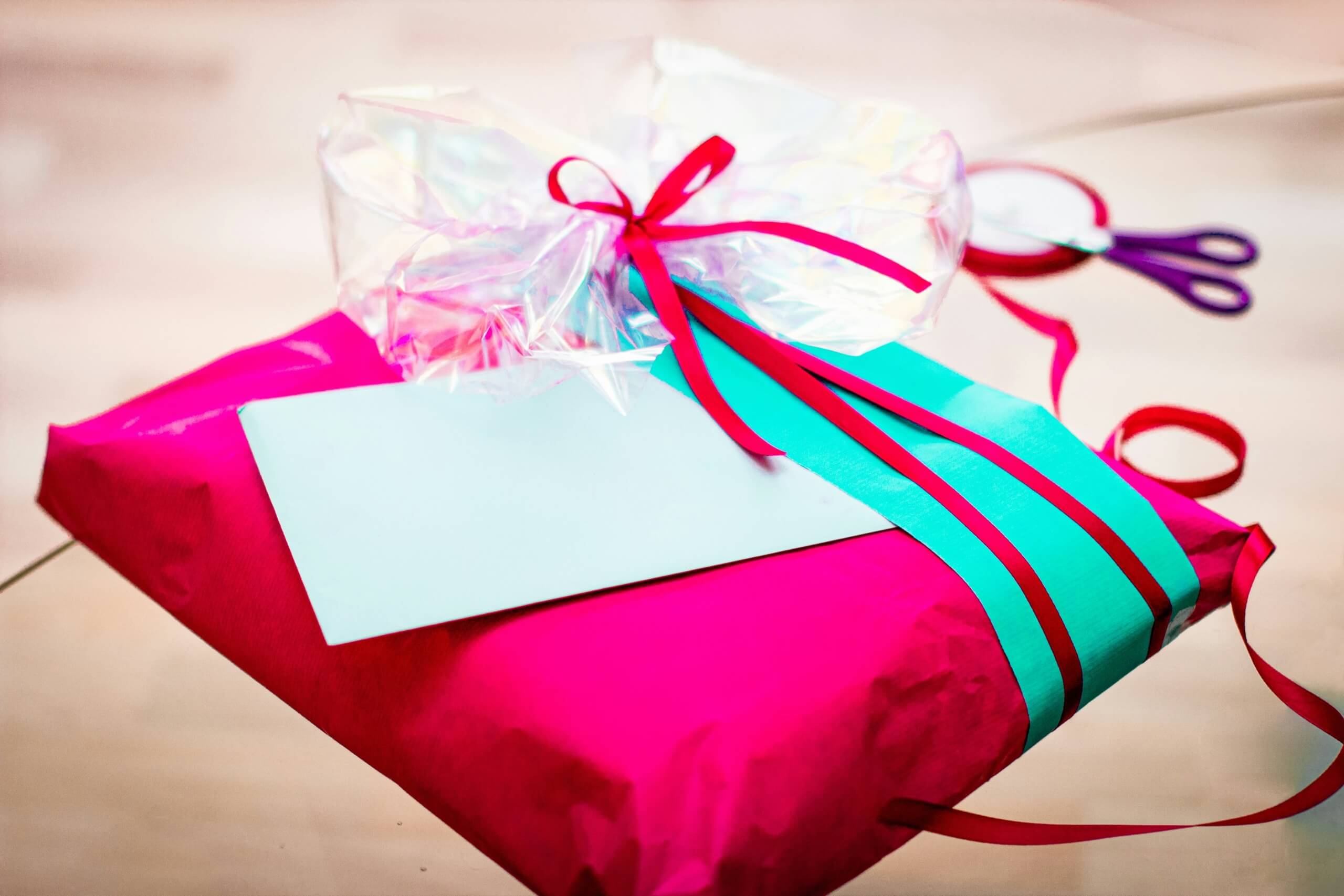 gifts for married couples present 