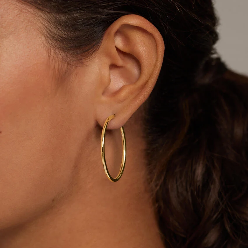 gold hoops Fall Jewelry Trends 2025