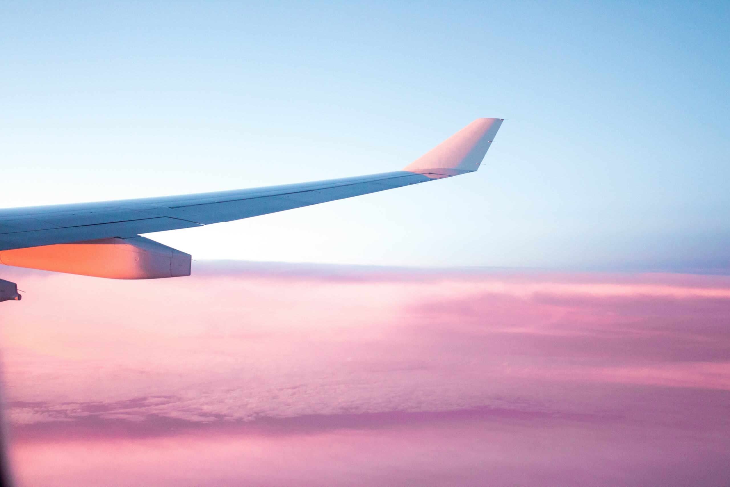 flight airplane last minute vacation deals