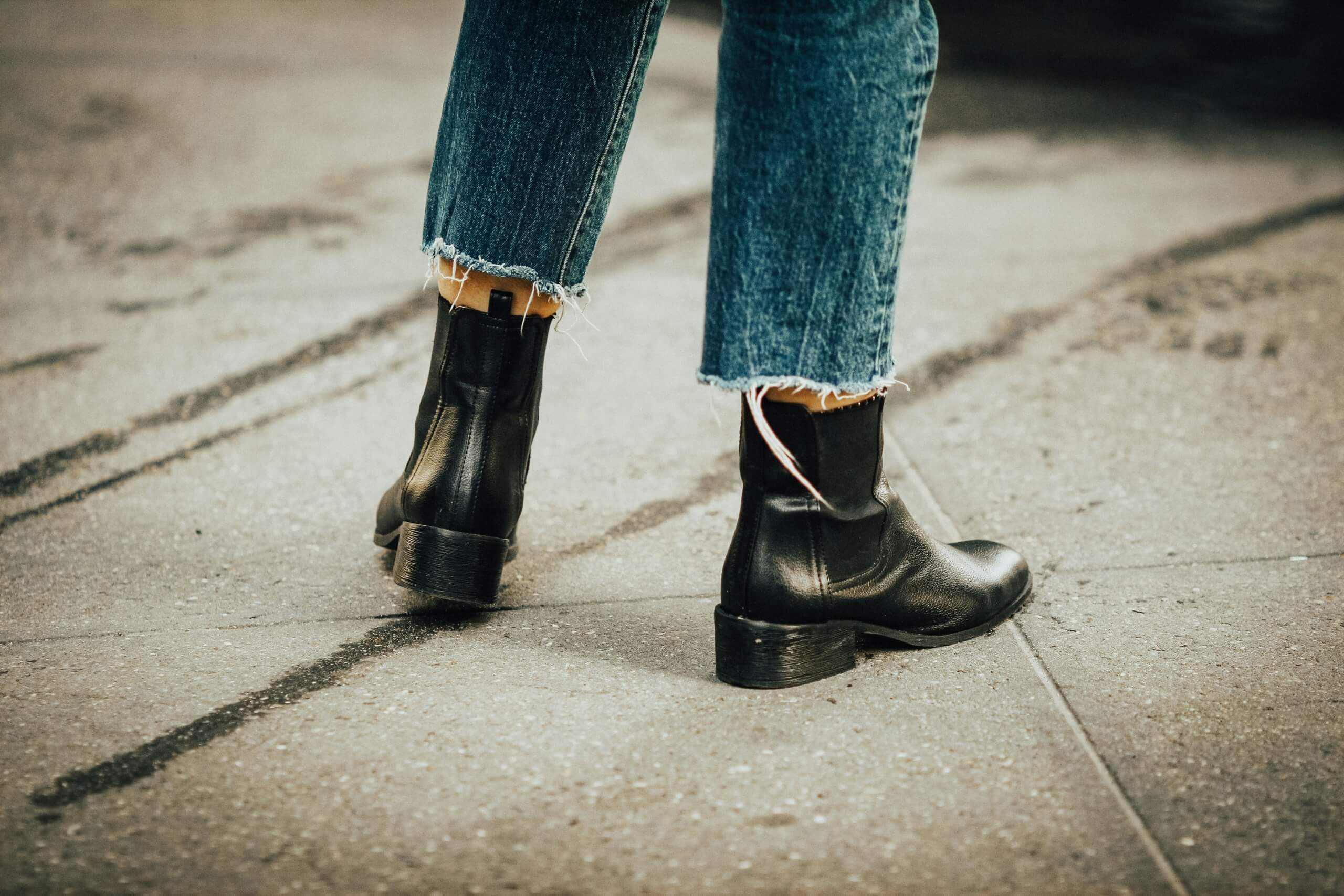 black chunky heel boots