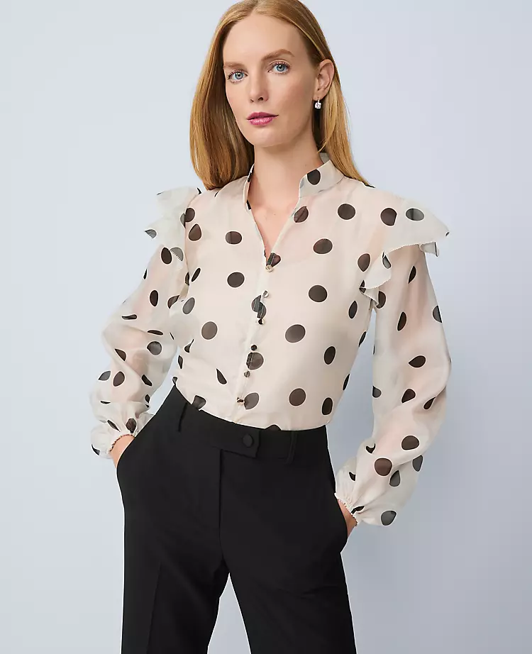 dotted blouse holiday outfits
