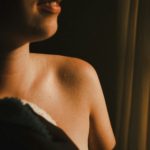 woman with dry skin in the winter