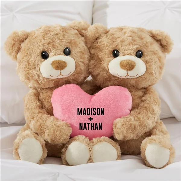 Personalized Valentine's Day Gifts hugging bears