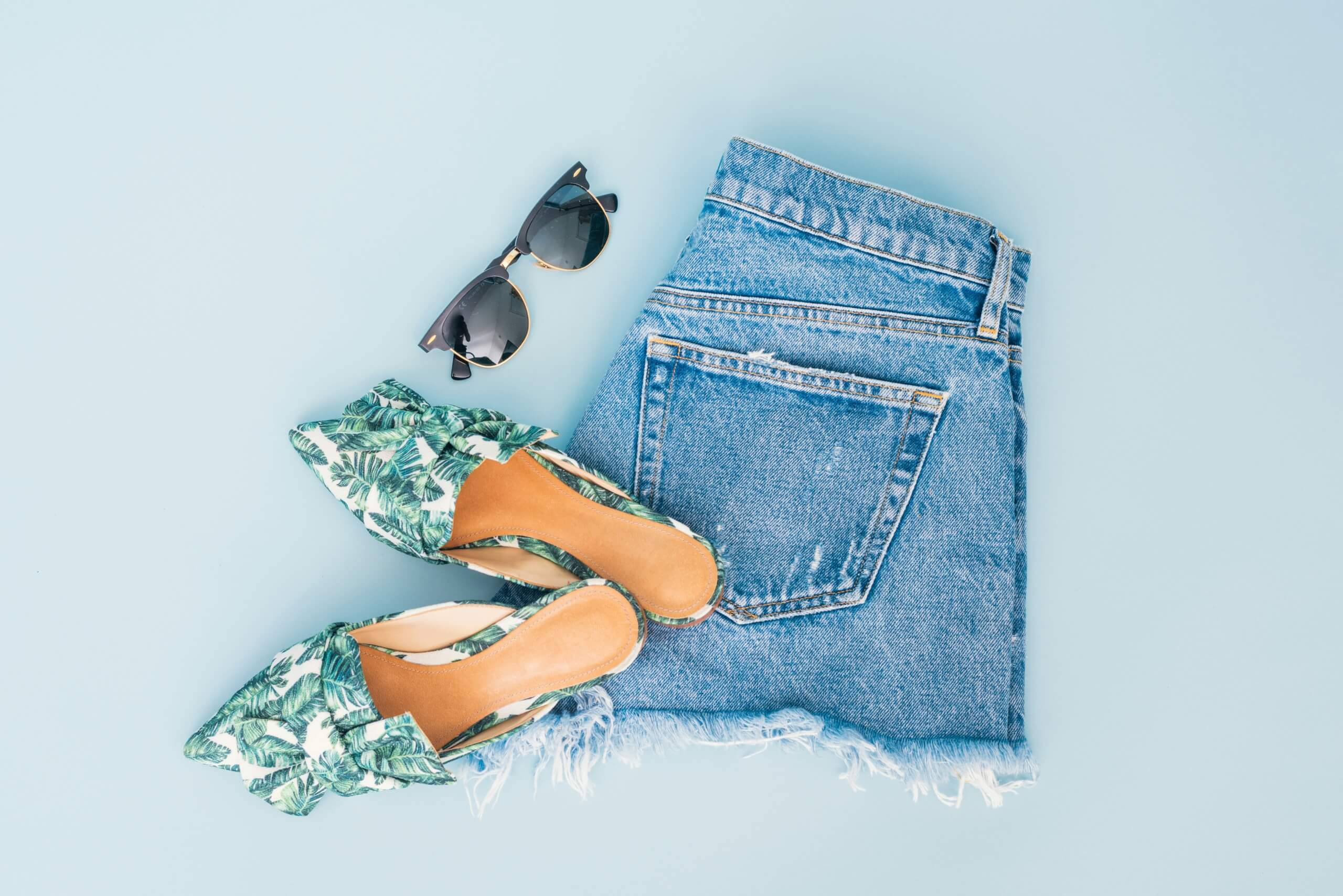 summer outfit spring break capsule wardrobe