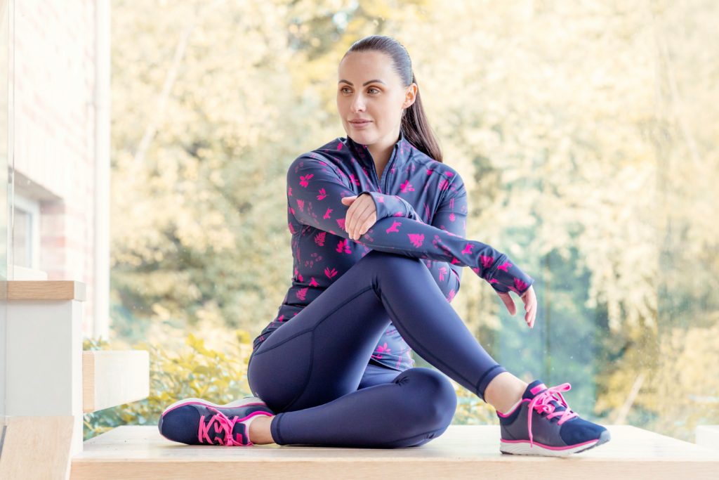 woman at the gym working out Wardrobe That Goes From School Drop-Off to the Gym